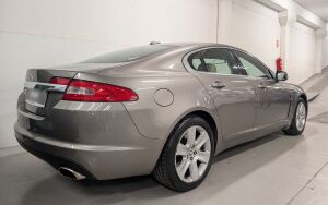 Jaguar XF 4.2 - 2008