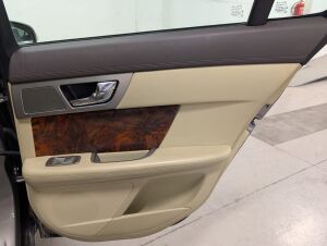 Jaguar XF 4.2 - 2008