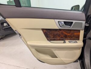Jaguar XF 4.2 - 2008