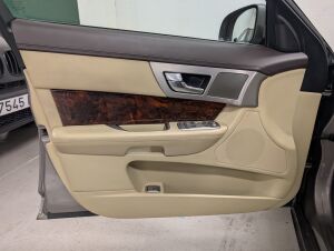 Jaguar XF 4.2 - 2008