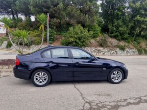 BMW 320i E90 - 2007 *77k km