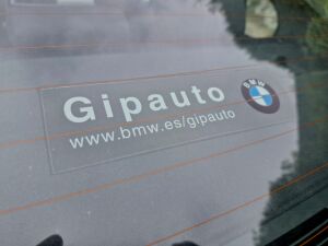 BMW 320i E90 - 2007 *77k km