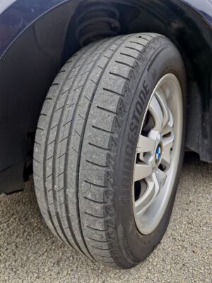 BMW 320i E90 - 2007 *77k km