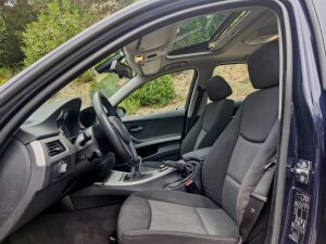 BMW 320i E90 - 2007 *77k km