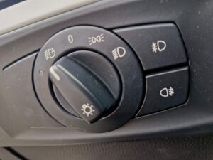 BMW 320i E90 - 2007 *77k km