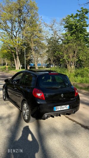Renault Clio 3 RS - 2011
