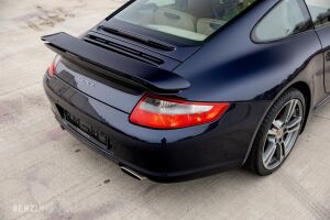 Porsche 911 type 997 Carrera - 2006