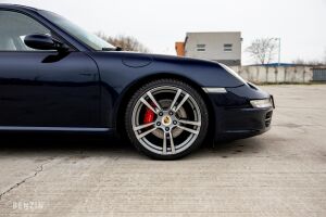 Porsche 911 type 997 Carrera - 2006