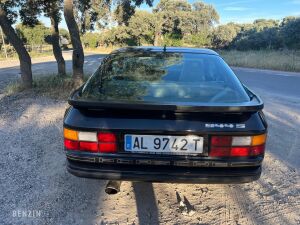 Porsche 944 S - 1986