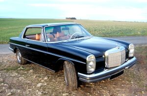 Mercedes-Benz 250 CE W114 - 1971