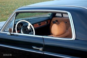 Mercedes-Benz 250 CE W114 - 1971