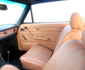 Mercedes-Benz 250 CE W114 - 1971