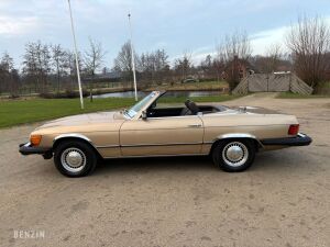 Mercedes-Benz 380 SL R107 - 1983