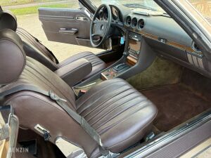 Mercedes-Benz 380 SL R107 - 1983
