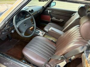 Mercedes-Benz 380 SL R107 - 1983