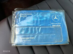 Mercedes-Benz 380 SL R107 - 1983