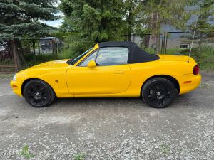 Mazda MX-5 NB Yellow California Edition - 2000