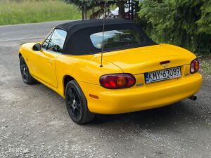 Mazda MX-5 NB Yellow California Edition - 2000