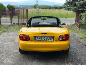 Mazda MX-5 NB Yellow California Edition - 2000