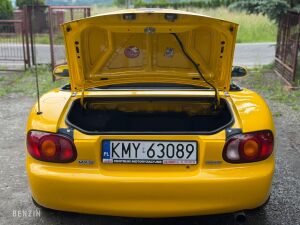 Mazda MX-5 NB Yellow California Edition - 2000