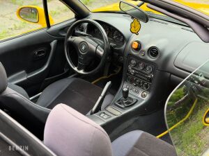 Mazda MX-5 NB Yellow California Edition - 2000