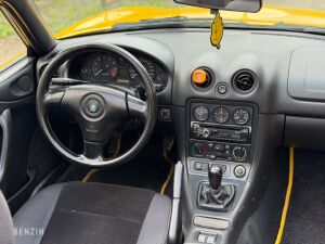 Mazda MX-5 NB Yellow California Edition - 2000