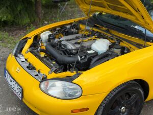 Mazda MX-5 NB Yellow California Edition - 2000