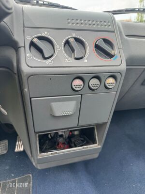 Peugeot 205 CJ - 1990