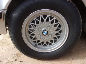 BMW 323i e21 - 1982
