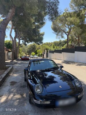 Porsche 911 type 993 Carrera 4 Cabriolet - 1996