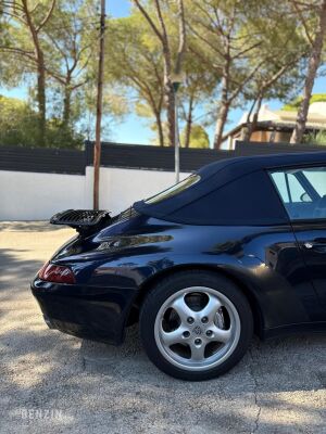 Porsche 911 type 993 Carrera 4 Cabriolet - 1996