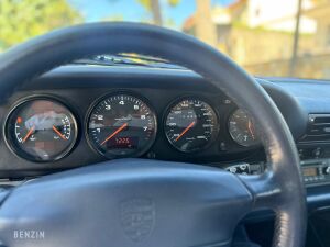 Porsche 911 type 993 Carrera 4 Cabriolet - 1996