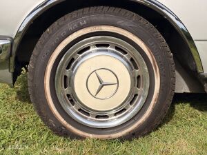 Mercedes-Benz 230C W123 - 1977