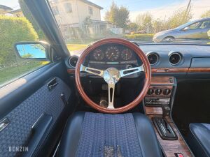 Mercedes-Benz 230C W123 - 1977