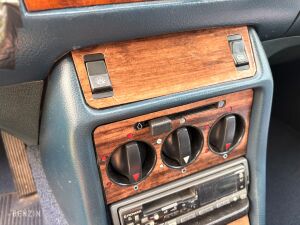 Mercedes-Benz 230C W123 - 1977