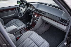 Mercedes-Benz 230E W124 - 1991