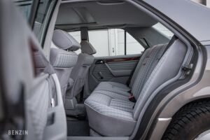Mercedes-Benz 230E W124 - 1991