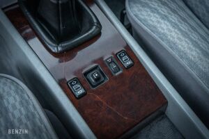 Mercedes-Benz 230E W124 - 1991