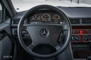 Mercedes-Benz 230E W124 - 1991