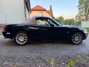 Mazda MX-5 NBFL - 2002