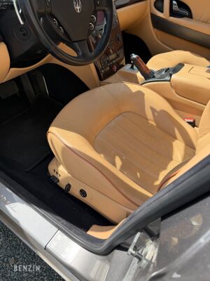 Maserati Quattroporte - 2005