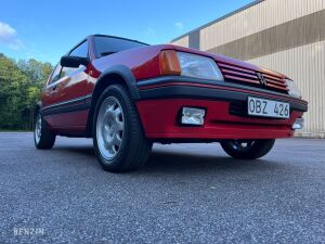 Peugeot 205 GTI 1.9 122 - 1989