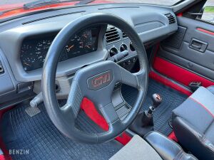 Peugeot 205 GTI 1.9 122 - 1989