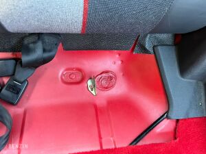Peugeot 205 GTI 1.9 122 - 1989