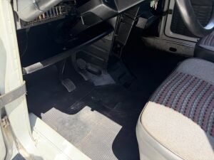 Renault 4 F6 - 1990