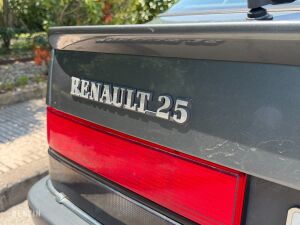 Renault 25 V6 Turbo - 1990