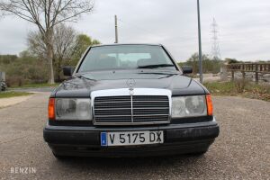 Mercedes-Benz 230E W124 - 1991