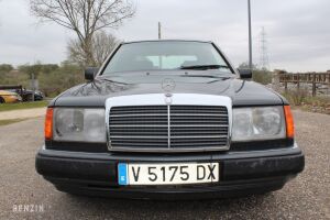 Mercedes-Benz 230E W124 - 1991