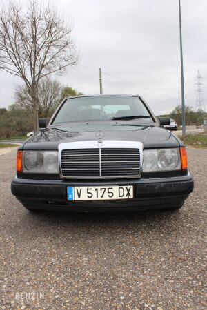 Mercedes-Benz 230E W124 - 1991
