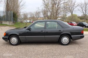 Mercedes-Benz 230E W124 - 1991